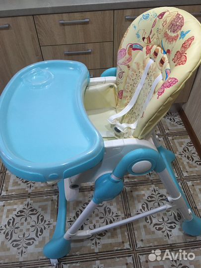 Стульчик для кормления corol