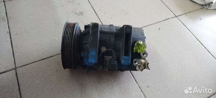 Компрессор кондиционера nissan