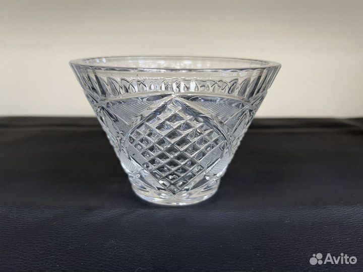 Салатник хрустальный конусный ромбы