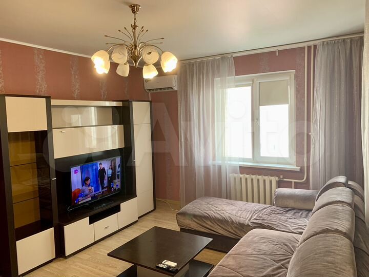 2-к. квартира, 81 м², 10/19 эт.