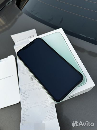 iPhone 11, 64 ГБ