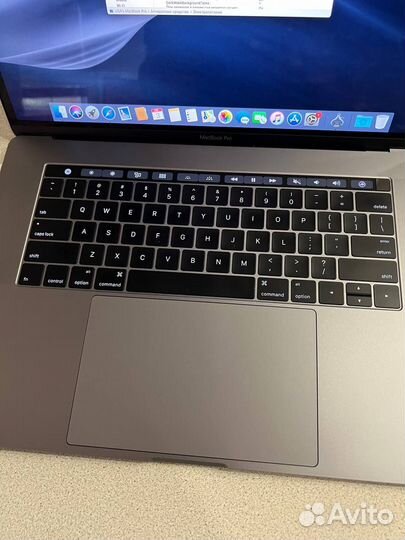 MacBook Pro (15-inch, 2016) 2.9GHzl Core i7 16/512