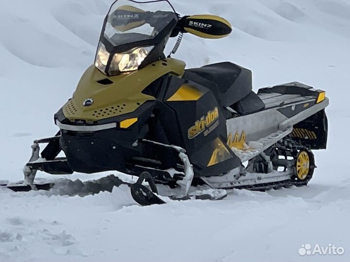 Продам снегоход BRP Summit Everest 600 Ho E-tec