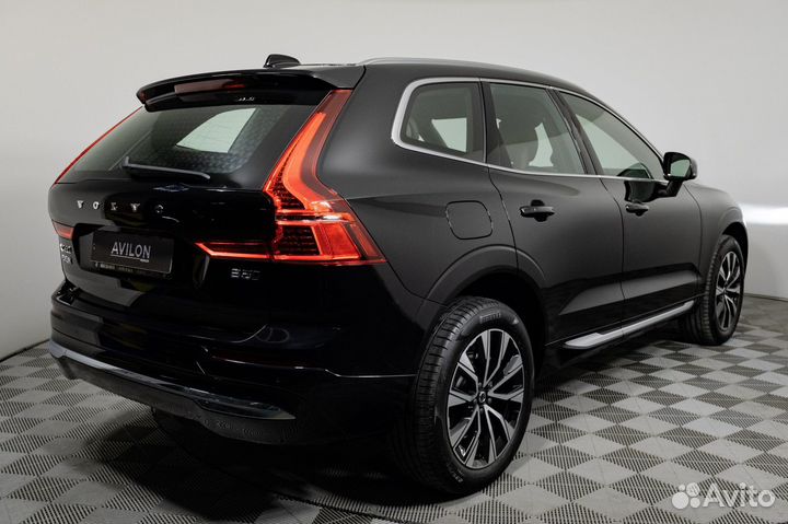 Volvo XC60 2.0 AT, 2024