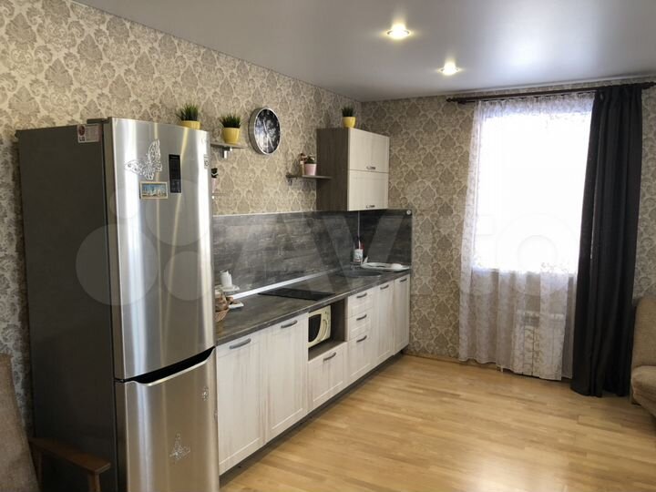 Дом 170 м² на участке 5 сот.