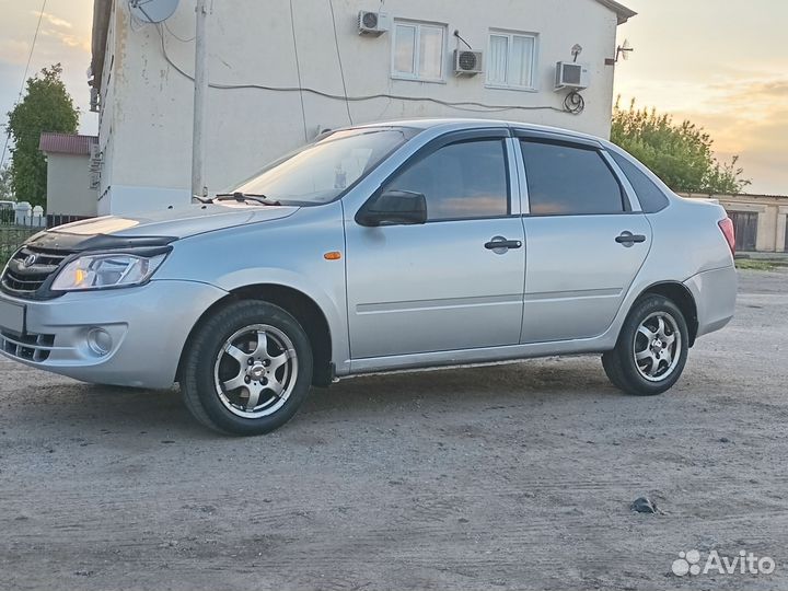 LADA Granta 1.6 МТ, 2012, 186 000 км