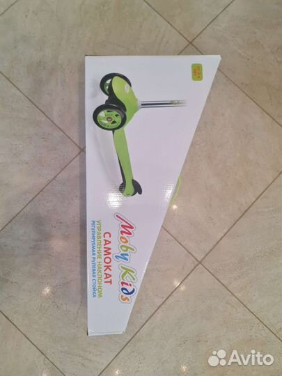 Самокат новый в коробке