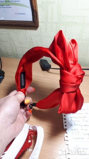 Подъюбник, перчатки, ободок, пояс с бантом