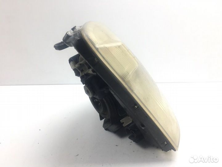 Фара передняя правая Honda Capa GA4 D15B 2000