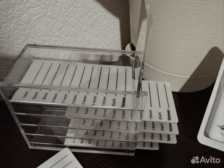 Продам все для наращивания и ламинирования ресниц