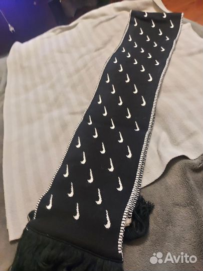 Шарф Nike Scarf