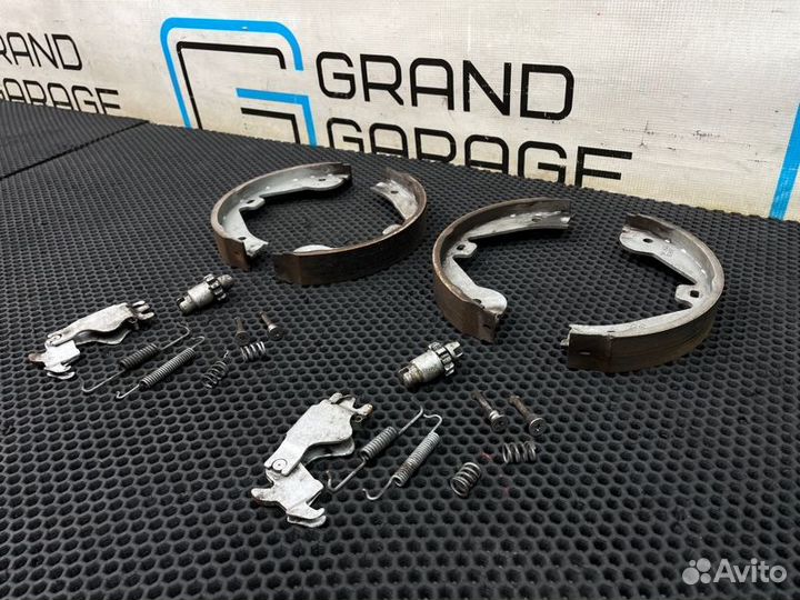 Колодки тормозные задние Mercedes-Benz R-Class