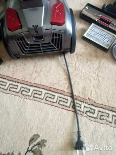 Пылесос Мidea 2000W