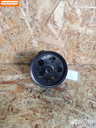 Насос гидроусилителя руля Ford Mondeo 3 1357641