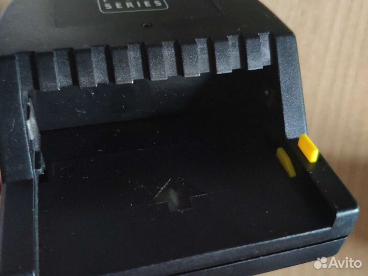 Зарядное устройство battery charger DGN 351341