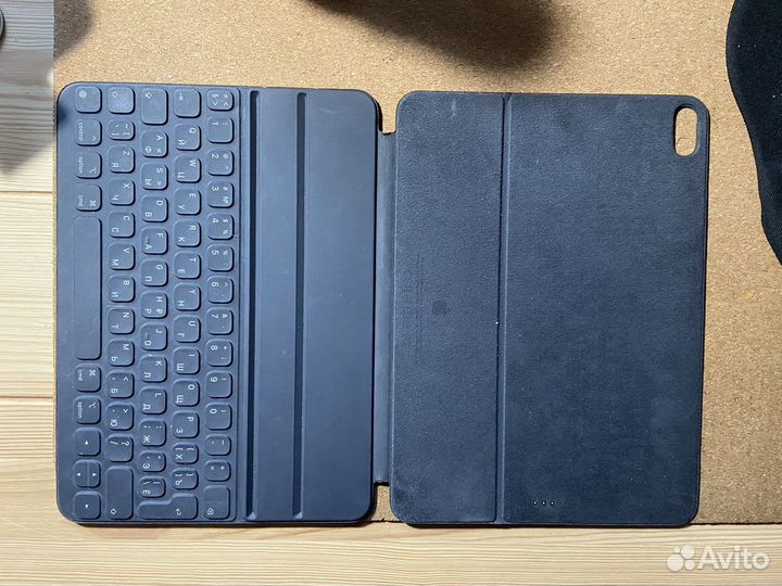 Клавиатура Smart Keyboard Folio для iPad