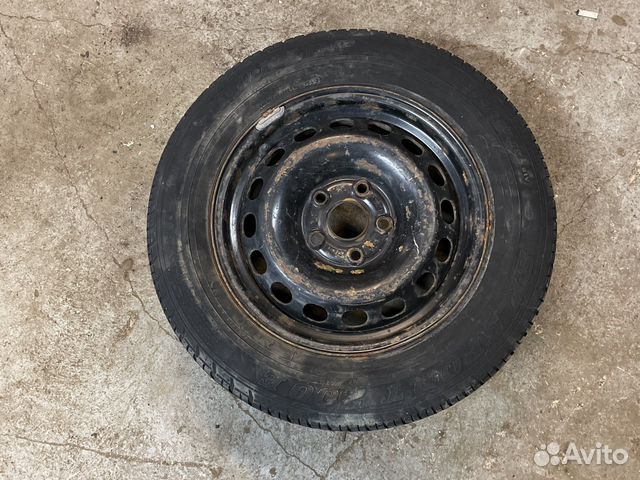 Колесо в сборе летнее dunlop Р15 Audi с4