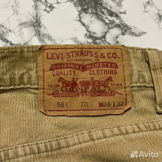 Шорты Levi's Velvet