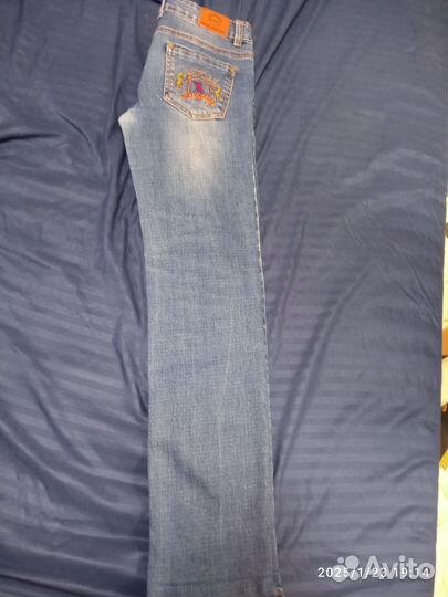 Джинсы
