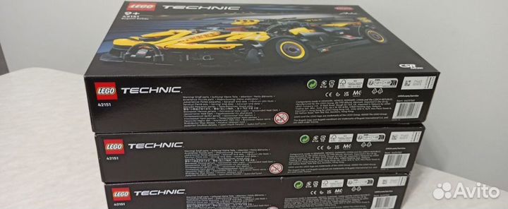 Kонcтруктop lеgo Теchnic Бoлид Бугaтти