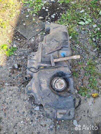 Бензобак Renault Symbol