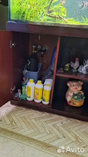 Аквариум с тумбой