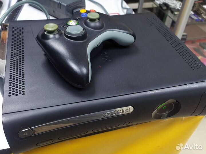 Xbox 360 - не открывает лоток дисков