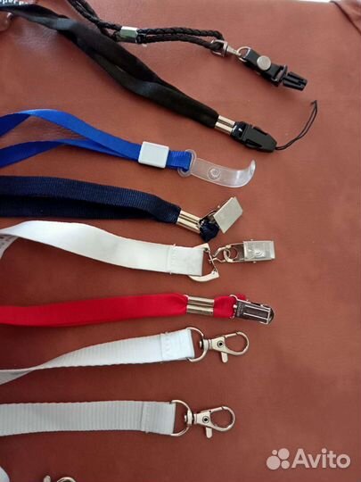 Держатели для бейджа