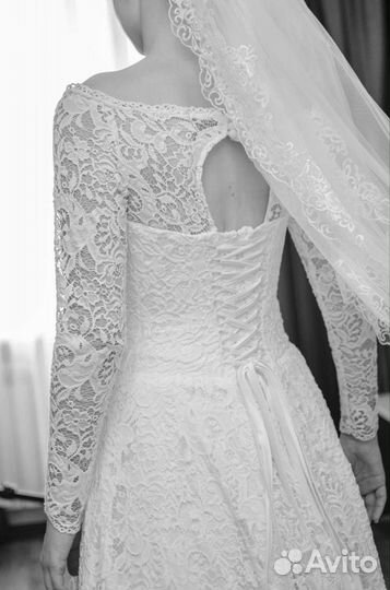 Свадебное платье