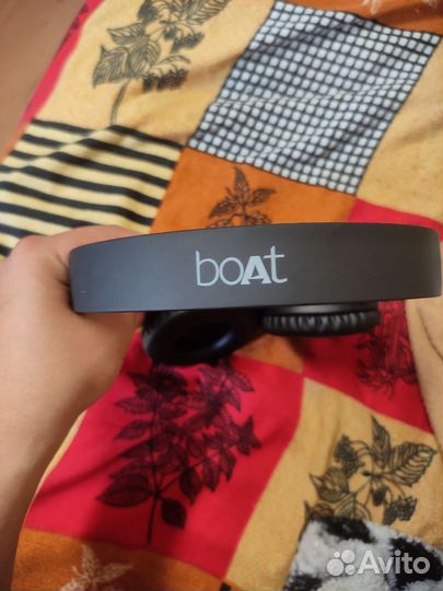 Беспроводные наушники boat