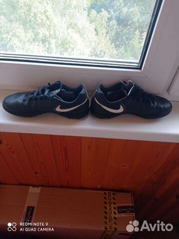 Бутсы сороконожки nike