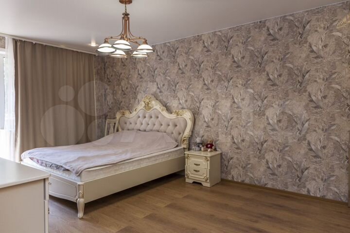 2-к. квартира, 50 м², 5/9 эт.