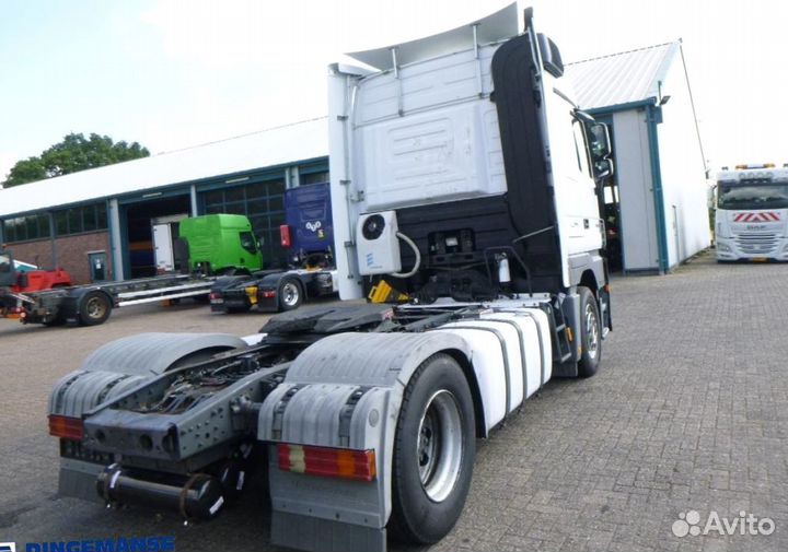 В разборке грузовик Mercedes,Actros mpiii 2009-201