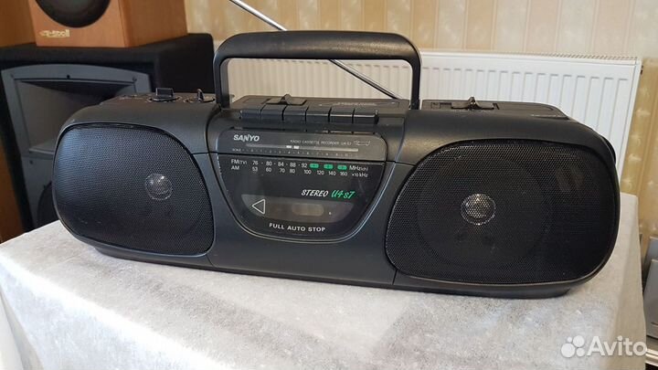 Sanyo магнитола