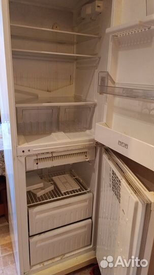 Продам холодильник б/у и стиральную машину б/у