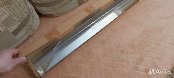 Хромированные накладки на нижнюю часть дверей