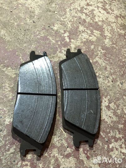 Тормозные колодки на hyundai getz б/у