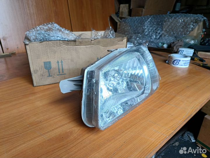 Фара Hyundai Accent левая