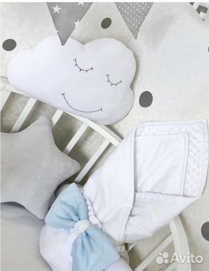 Комплект в детскую кроватку