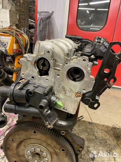 Двигатель на Range Rover Evoque 2.2 дизель