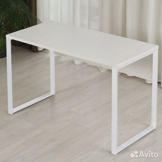 Письменный стол для школьника / Стол с ящиками