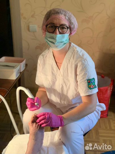 Аппаратный педикюр, выезд на дом, подолог