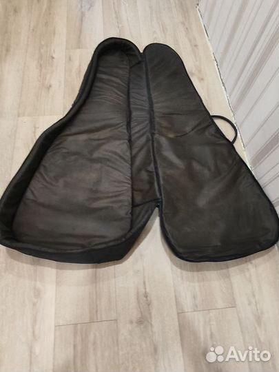 Акустическая гитара