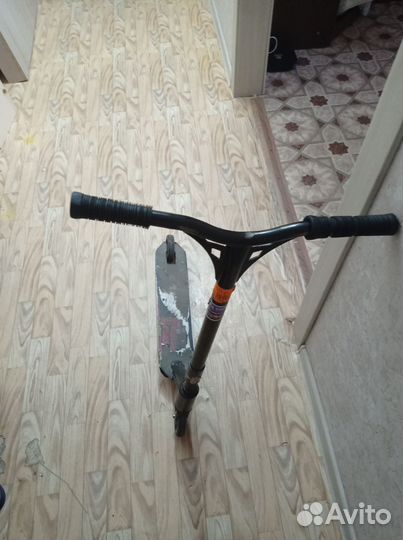 Трюковой самокат