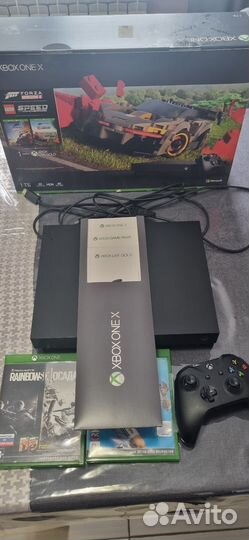 Xbox one x 1tb с играми