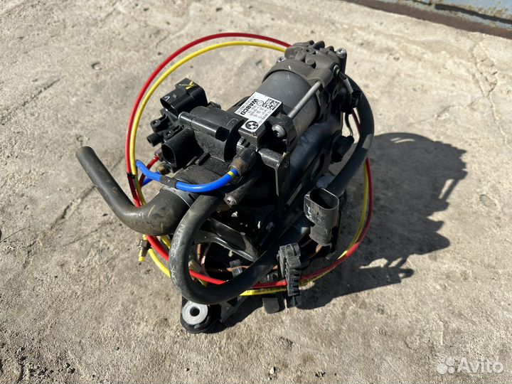 Компрессор пневмоподвески BMW G11/G12