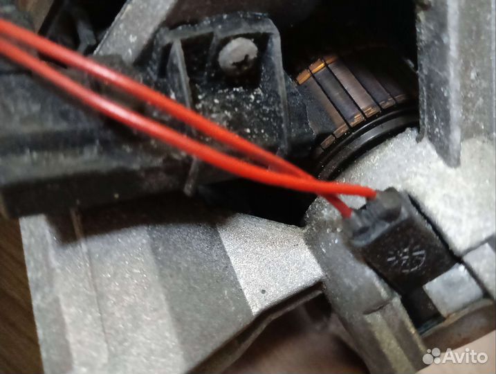 Мотор на стиральную машину