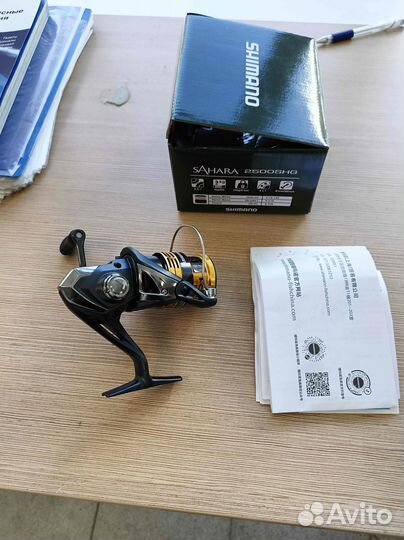 Катушка Shimano Sahara 22. 2500 SHG