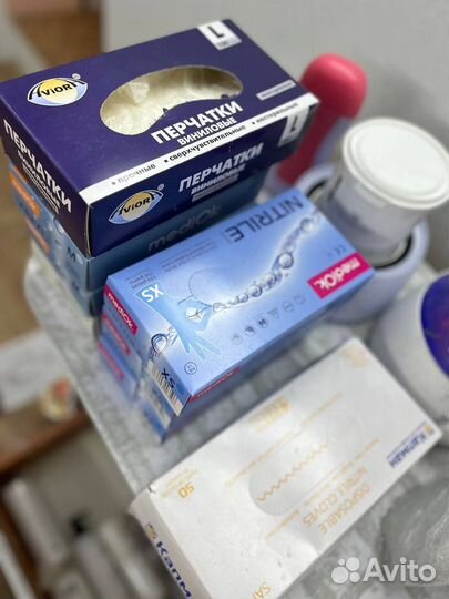 Перчатки одноразовые нитриловые виниловые