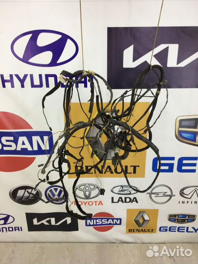 Проводка двери коса Renault logan Лев, Прав